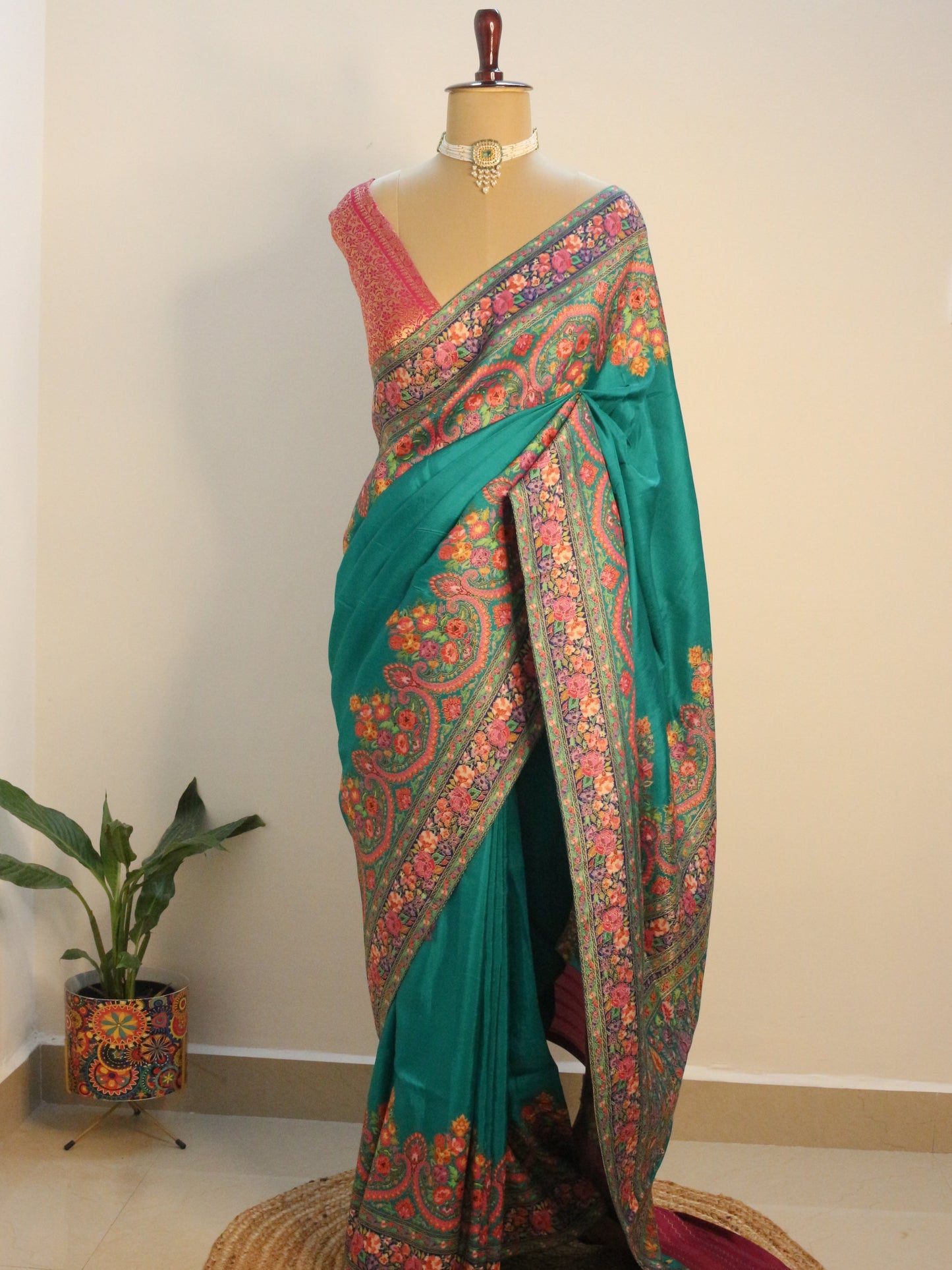 Sea green Kashmiri emporium Kanni Silk Saree with Multicolor Floral Weave