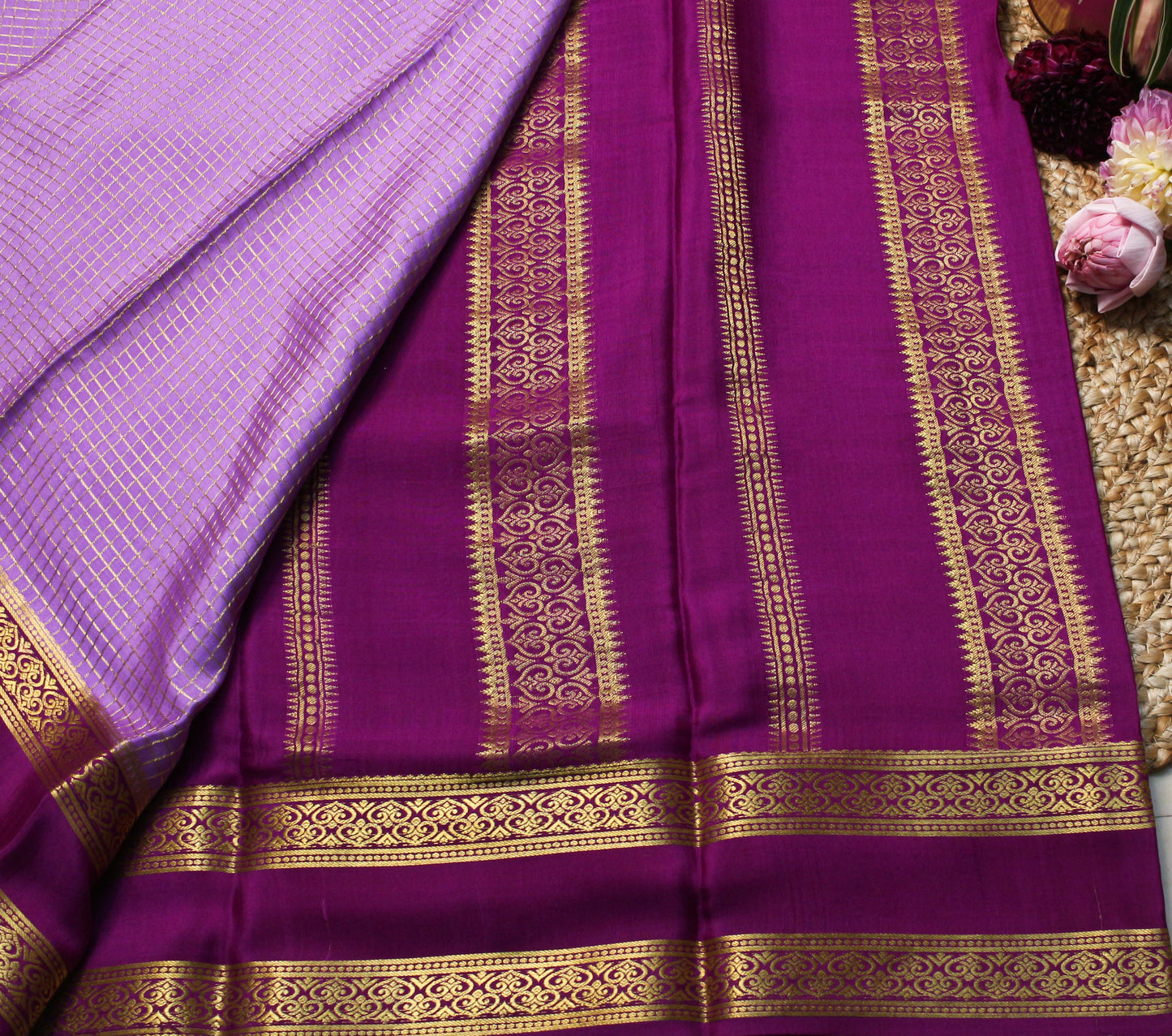 Pure Mysore Silk crepe saree with checks pattern in Lavender with Magenta Zari Border – 140 GSM | Silk Mark Certified