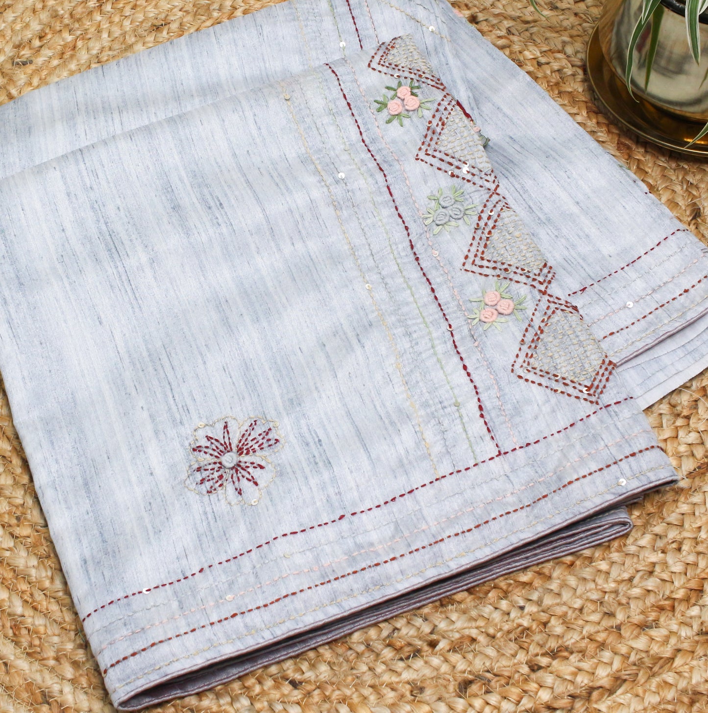 Elegant Handmade Thread Work Saree – Floral Embroidery on Tussar