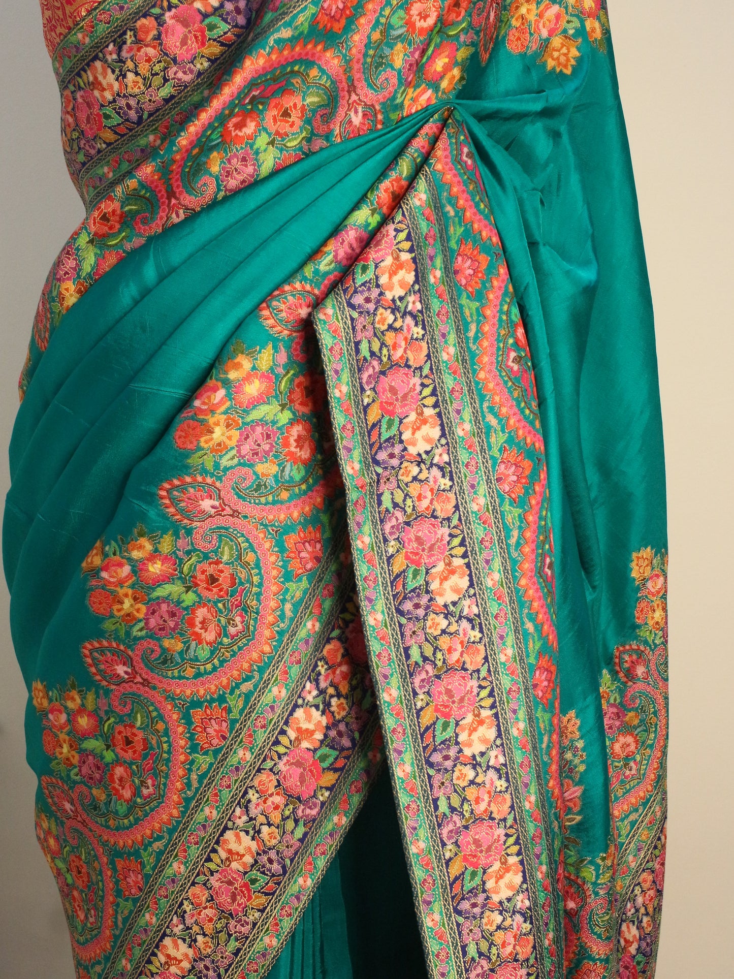 Sea green Kashmiri emporium Kanni Silk Saree with Multicolor Floral Weave