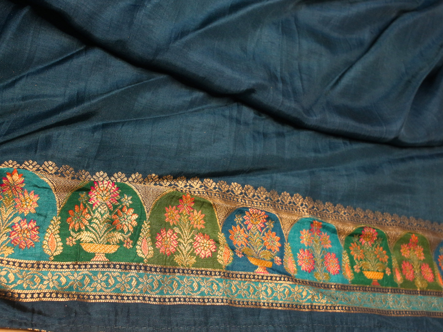 Sea green Kani Silk Saree with Bandhani Design & Gold Zari Weaving