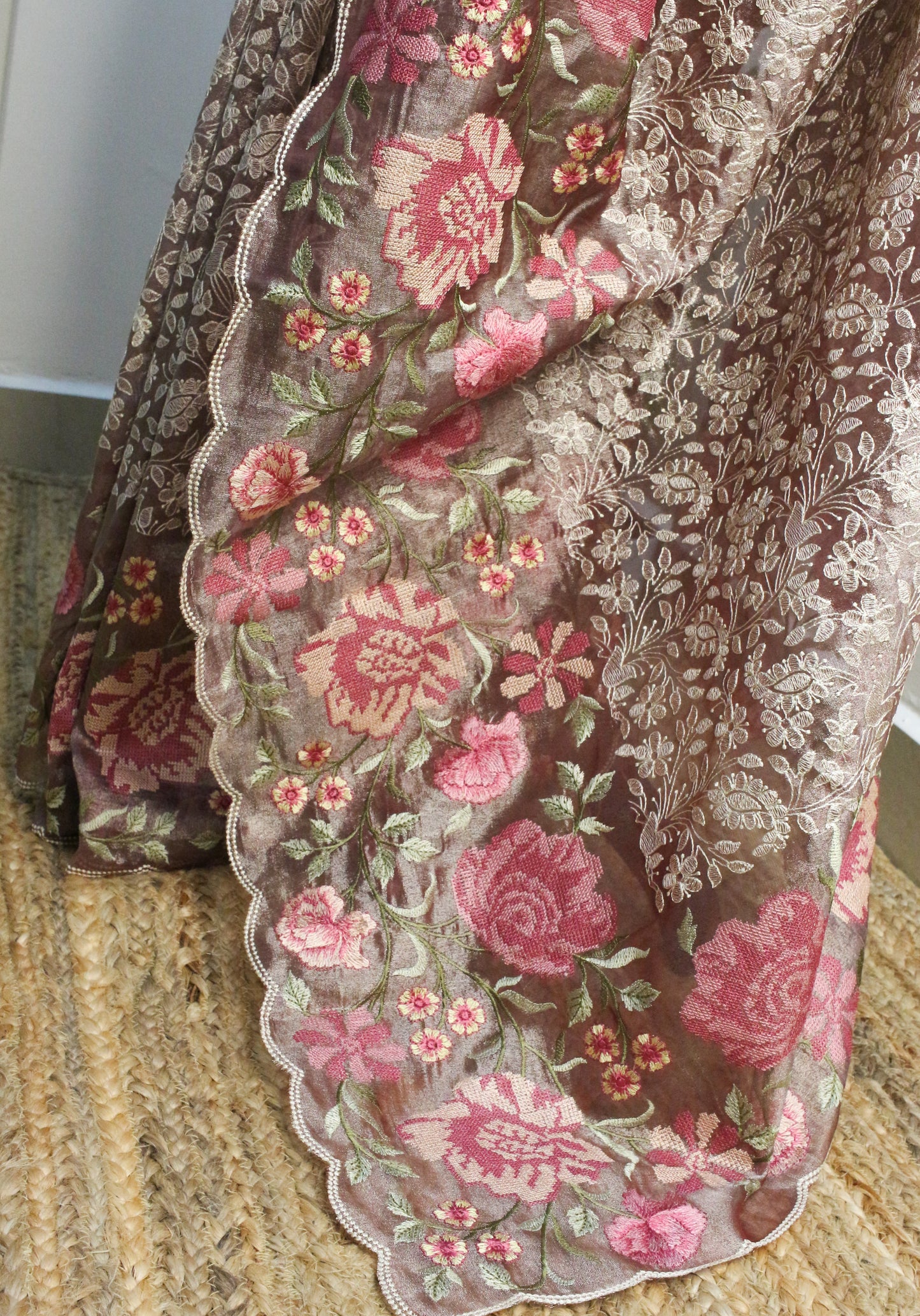 Elegant Tissue Organza Saree with All-Over Chikankari Embroidery