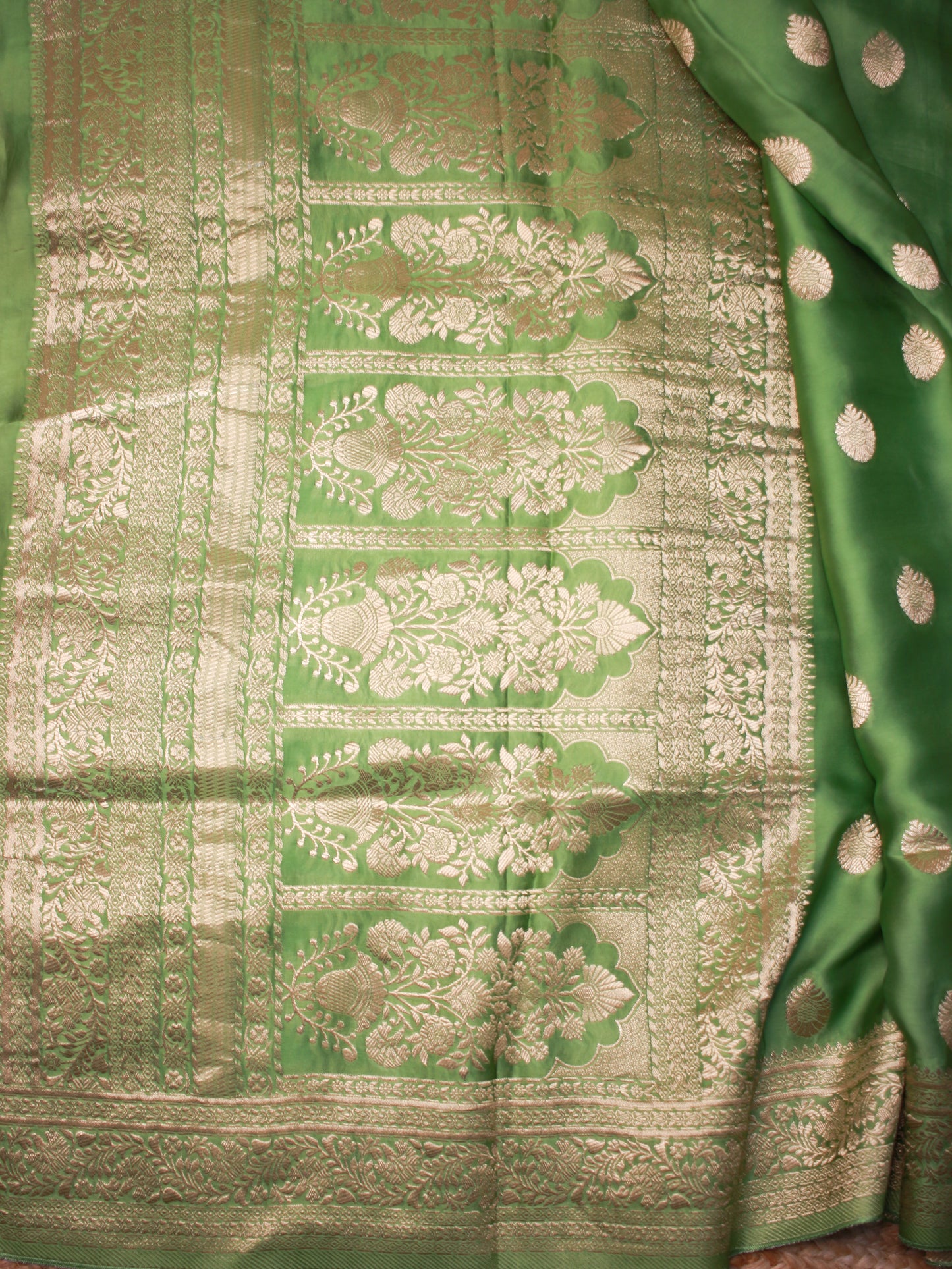 Banarasi Satin blend Saree in green with Zari Buta