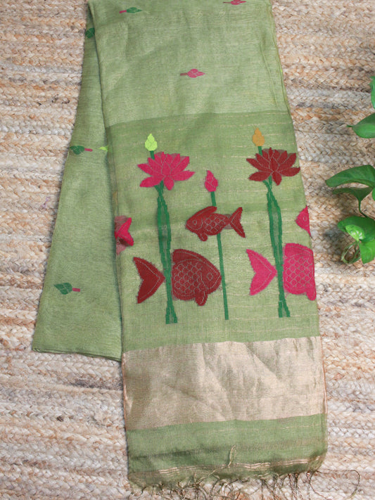 Leaf Green Pure Linen Saree with Muslin Pallu – Fish & Lotus Motif, Gold Zari Accents